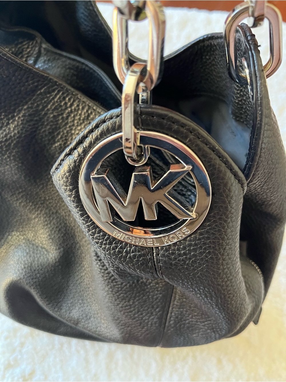 MICHAEL Michael Kors Black Pebbled Leather Shoulder Bag with Silver MK Charm - Picture 3 of 5